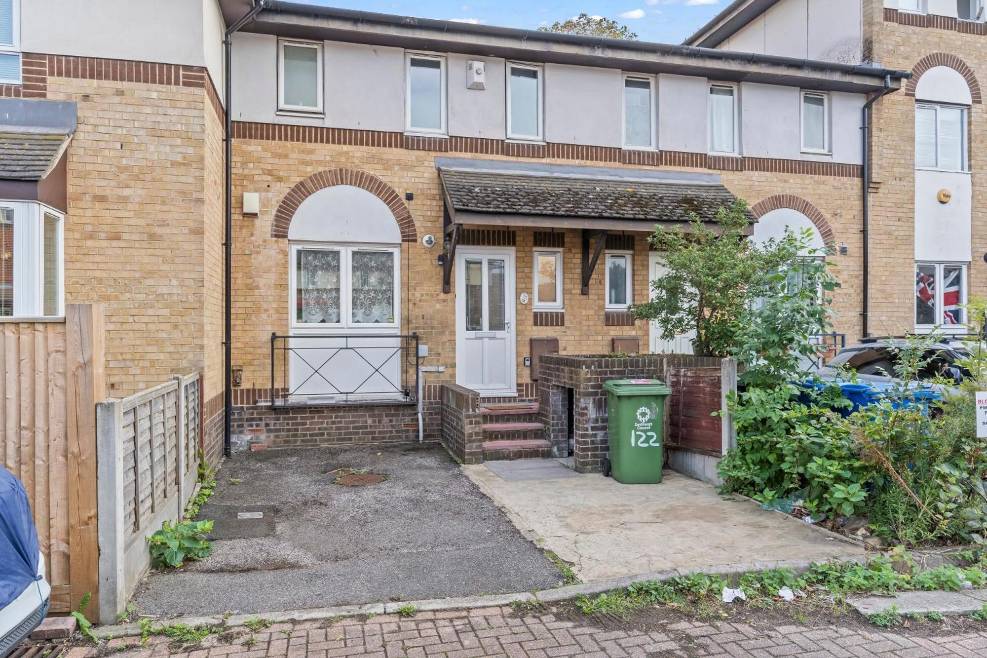 Lovely 4Br House In The City With Parking London Eksteriør bilde